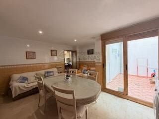 4 quarto Casa em Banda para venda em La Nucia com garagem - 307 000 € (Ref: 8865991)