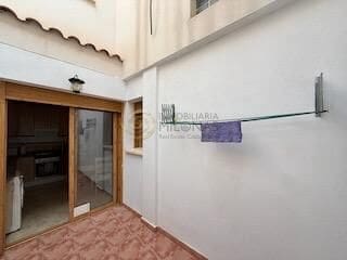 4 quarto Casa em Banda para venda em La Nucia com garagem - 307 000 € (Ref: 8865991)