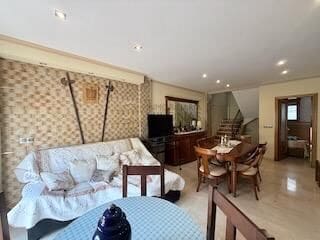 4 slaapkamer Huis te koop in La Nucia met garage - € 307.000 (Ref: 8865991)