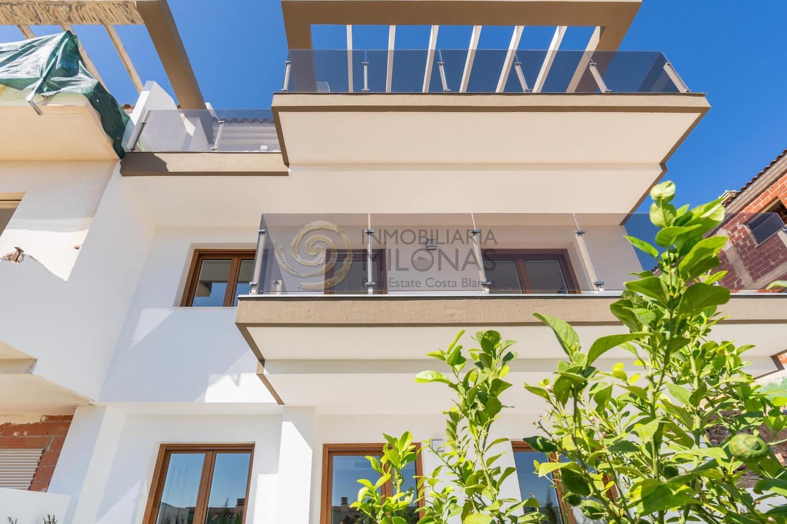 4 soverom Kjedet enebolig til salgs i La Nucia med svømmebasseng - € 427 000 (Ref: 8865994)