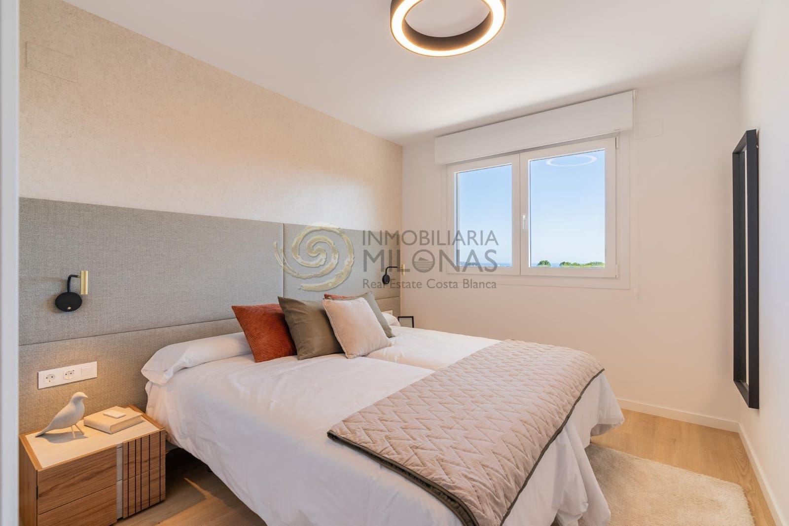 4 soverom Kjedet enebolig til salgs i La Nucia med svømmebasseng - € 427 000 (Ref: 8865994)