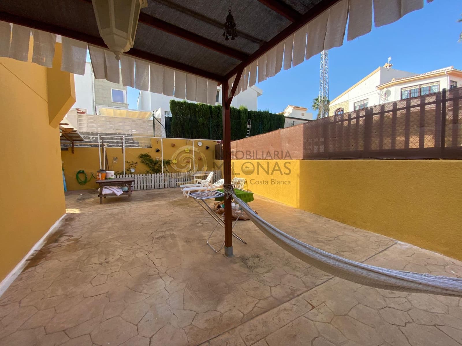 3 soveværelse Semi-Rækkehus til salg i La Nucia - € 315.000 (Ref: 8865995)