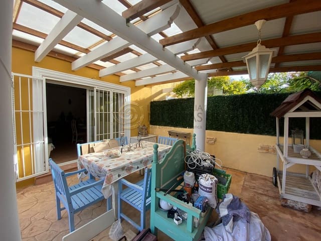 3 soverom Kjedet enebolig til salgs i La Nucia - € 315 000 (Ref: 8865995)