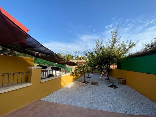 3 soverom Kjedet enebolig til salgs i La Nucia - € 315 000 (Ref: 8865995)