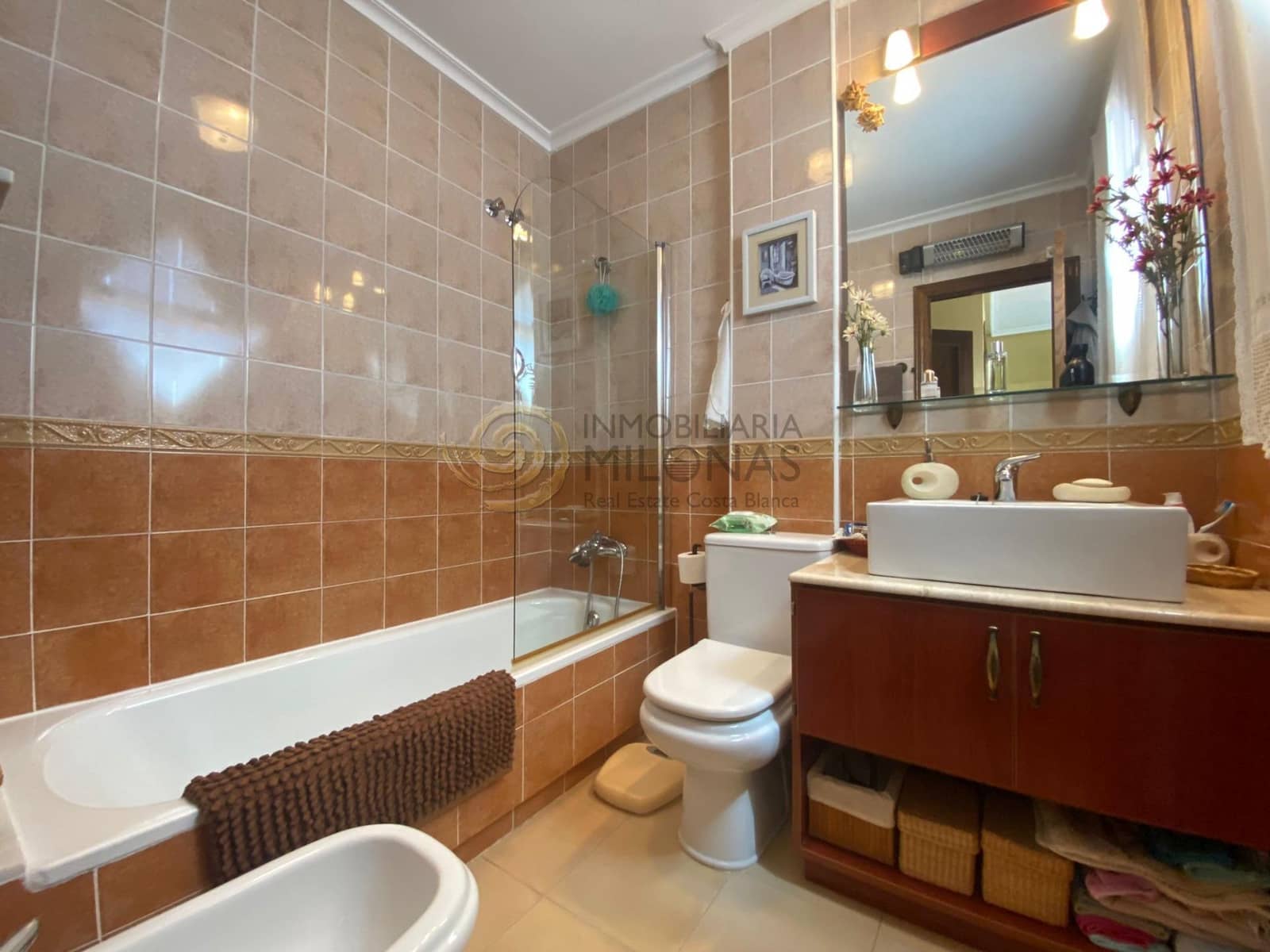 3 bedroom Villa for sale in Polop with pool - € 466,000 (Ref: 8865998)