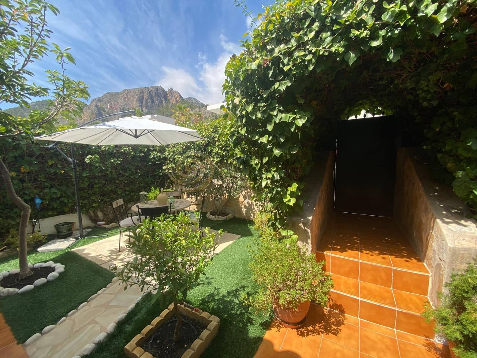 3 bedroom Villa for sale in Polop with pool - € 466,000 (Ref: 8865998)