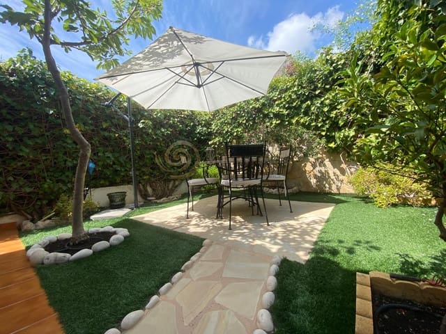 Chalet de 3 habitaciones en Polop en venta con piscina - 466.000 € (Ref: 8865998)