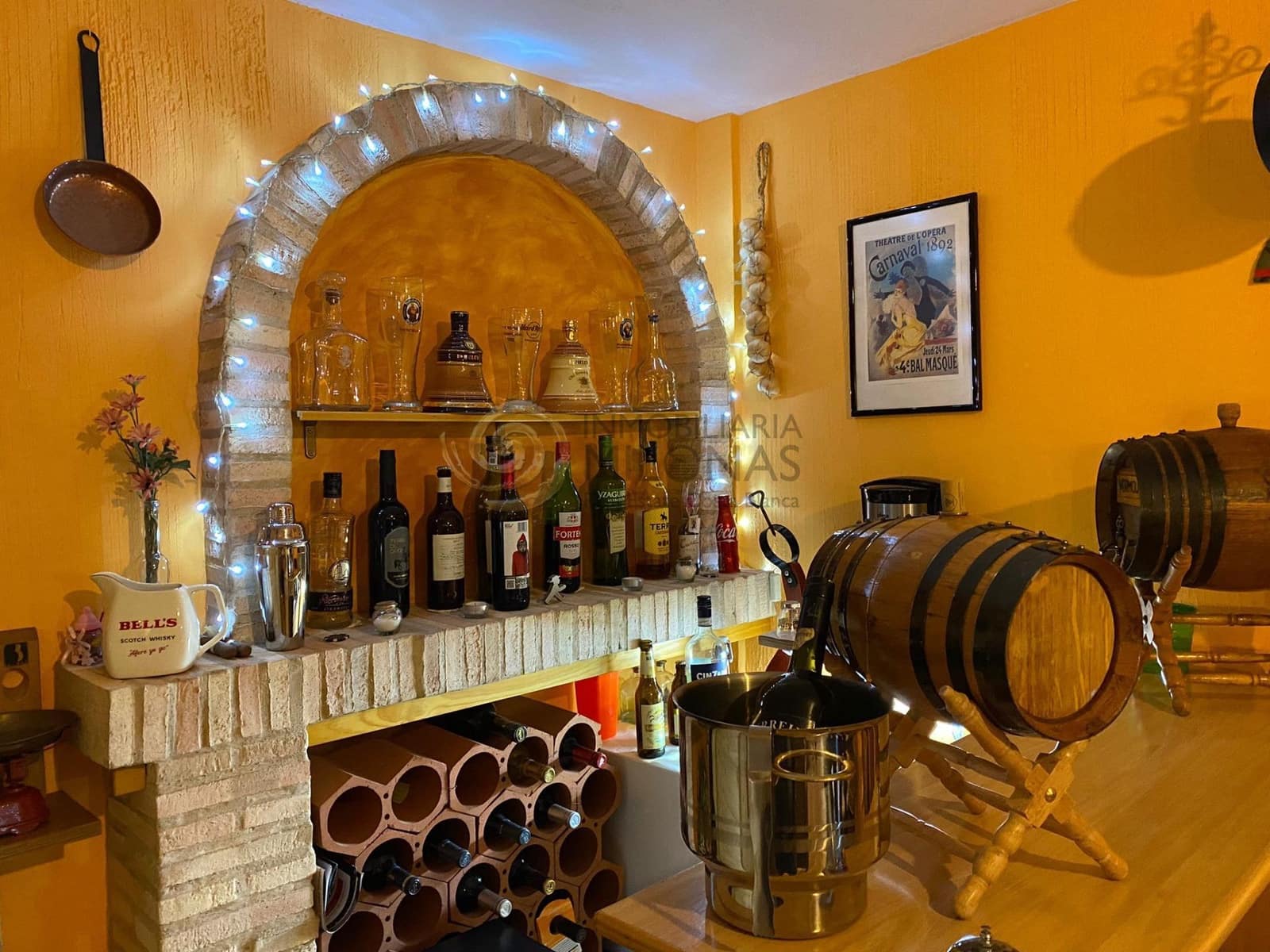 3 bedroom Villa for sale in Polop with pool - € 466,000 (Ref: 8865998)