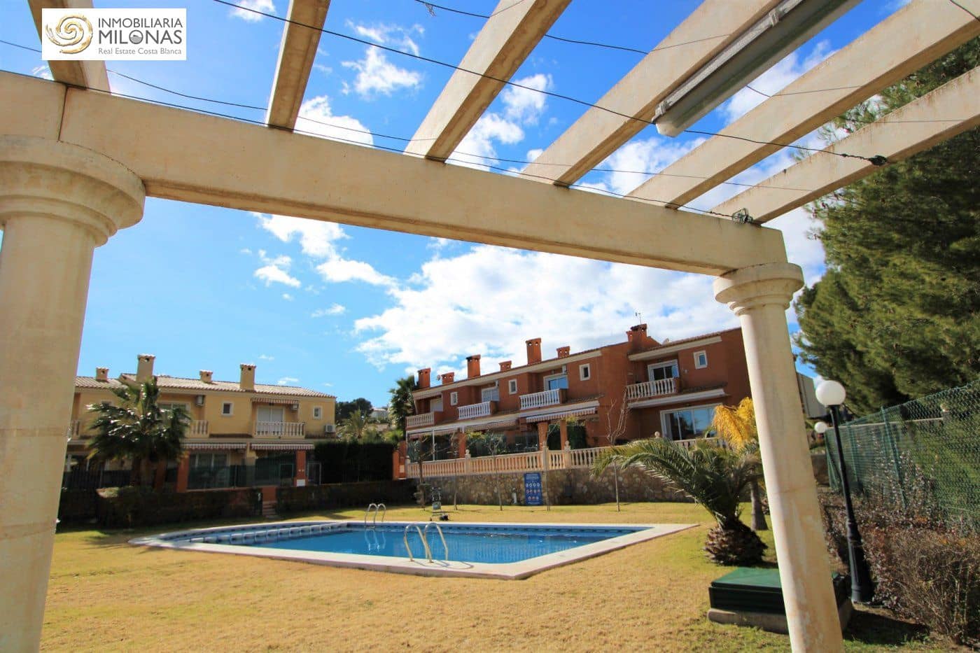 3 camera da letto Villetta Bifamiliare in vendita in Alfaz del Pi / L'Alfas del Pi con piscina - 382.000 € (Rif: 8865999)