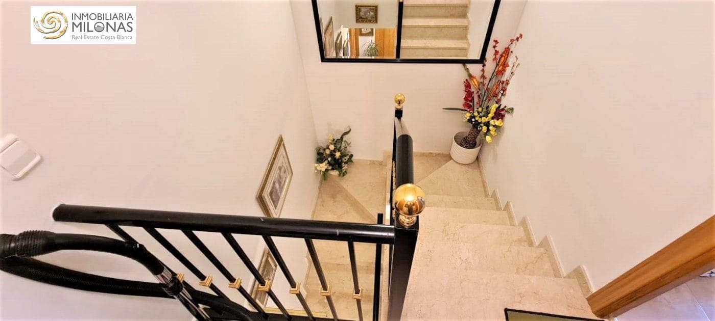 3 camera da letto Villetta Bifamiliare in vendita in Alfaz del Pi / L'Alfas del Pi con piscina - 382.000 € (Rif: 8865999)