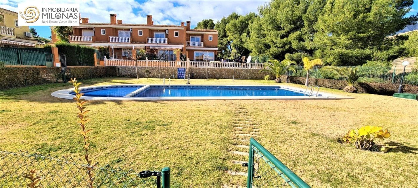 3 camera da letto Villetta Bifamiliare in vendita in Alfaz del Pi / L'Alfas del Pi con piscina - 382.000 € (Rif: 8865999)