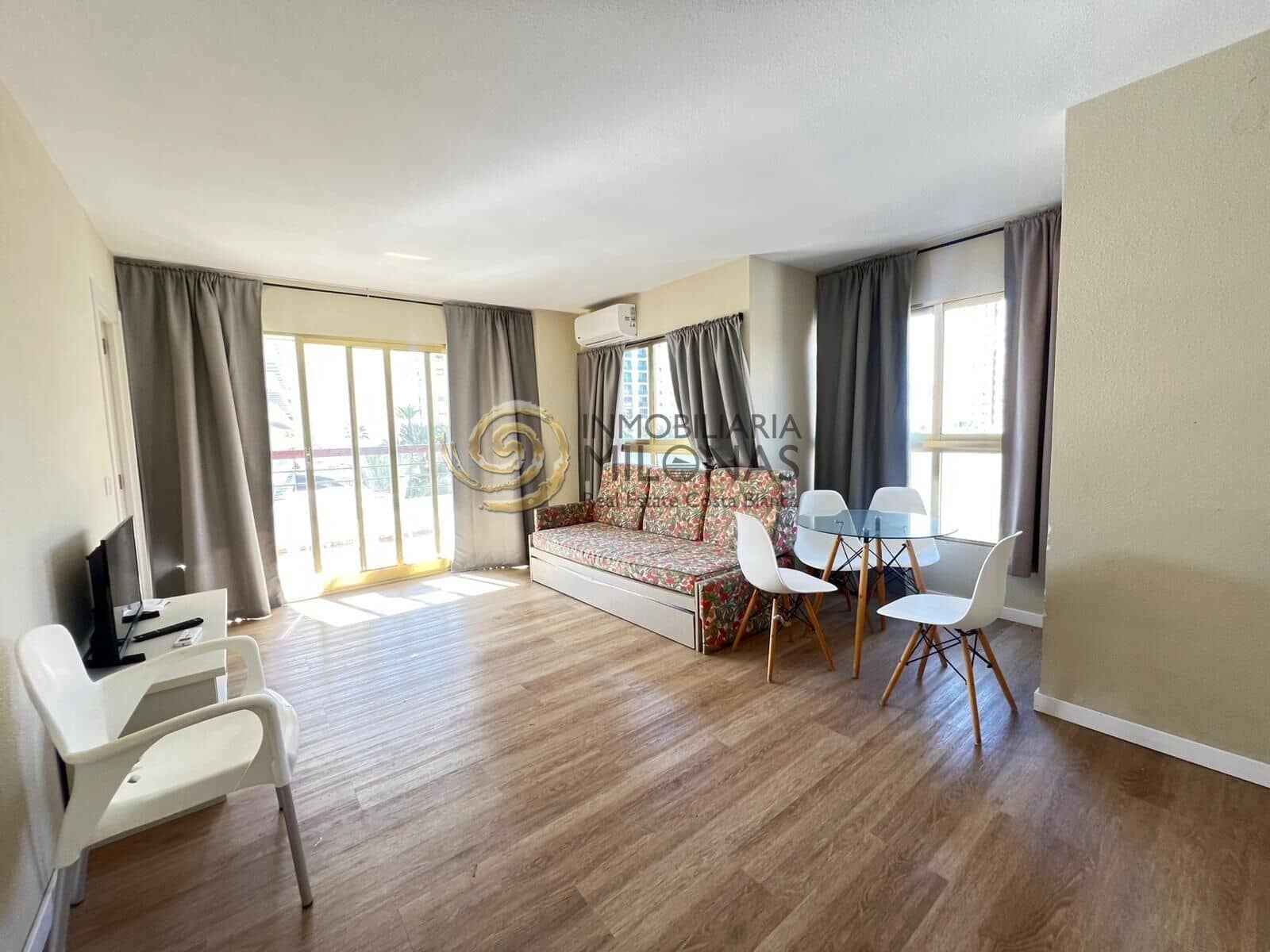 1 sypialnia Apartament na sprzedaż w Benidorm z basenem - 185 000 € (Ref: 9023557)