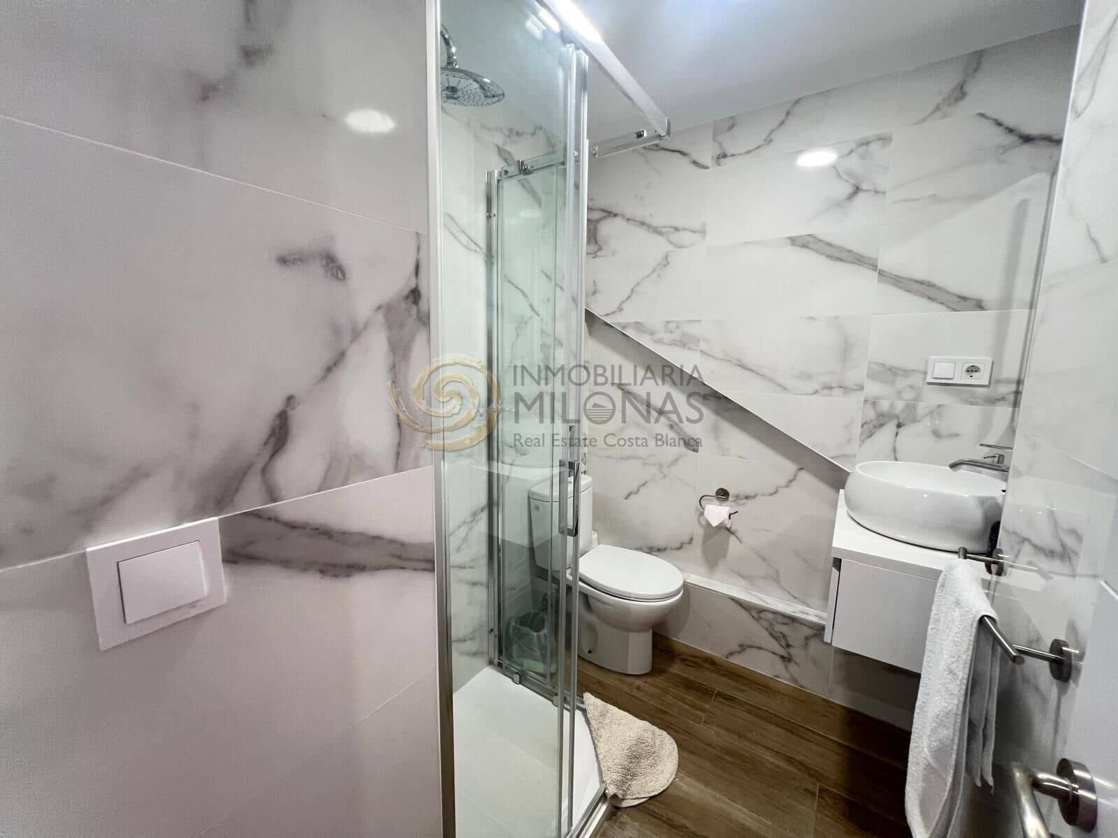 2 quarto Estúdio para venda em Benidorm com piscina - 315 000 € (Ref: 9048894)