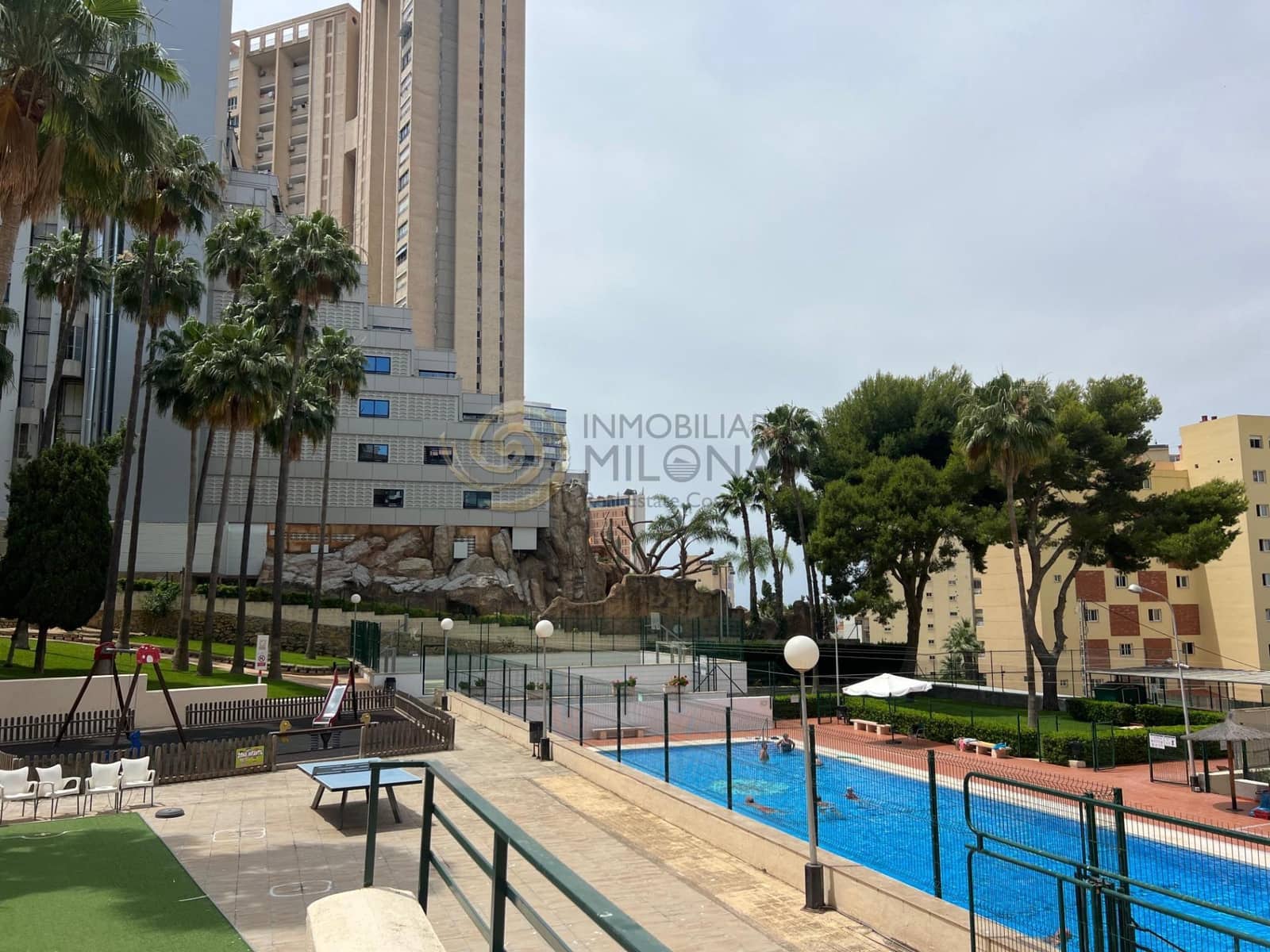 Studio til salg i Benidorm med swimmingpool - € 138.000 (Ref: 9048895)