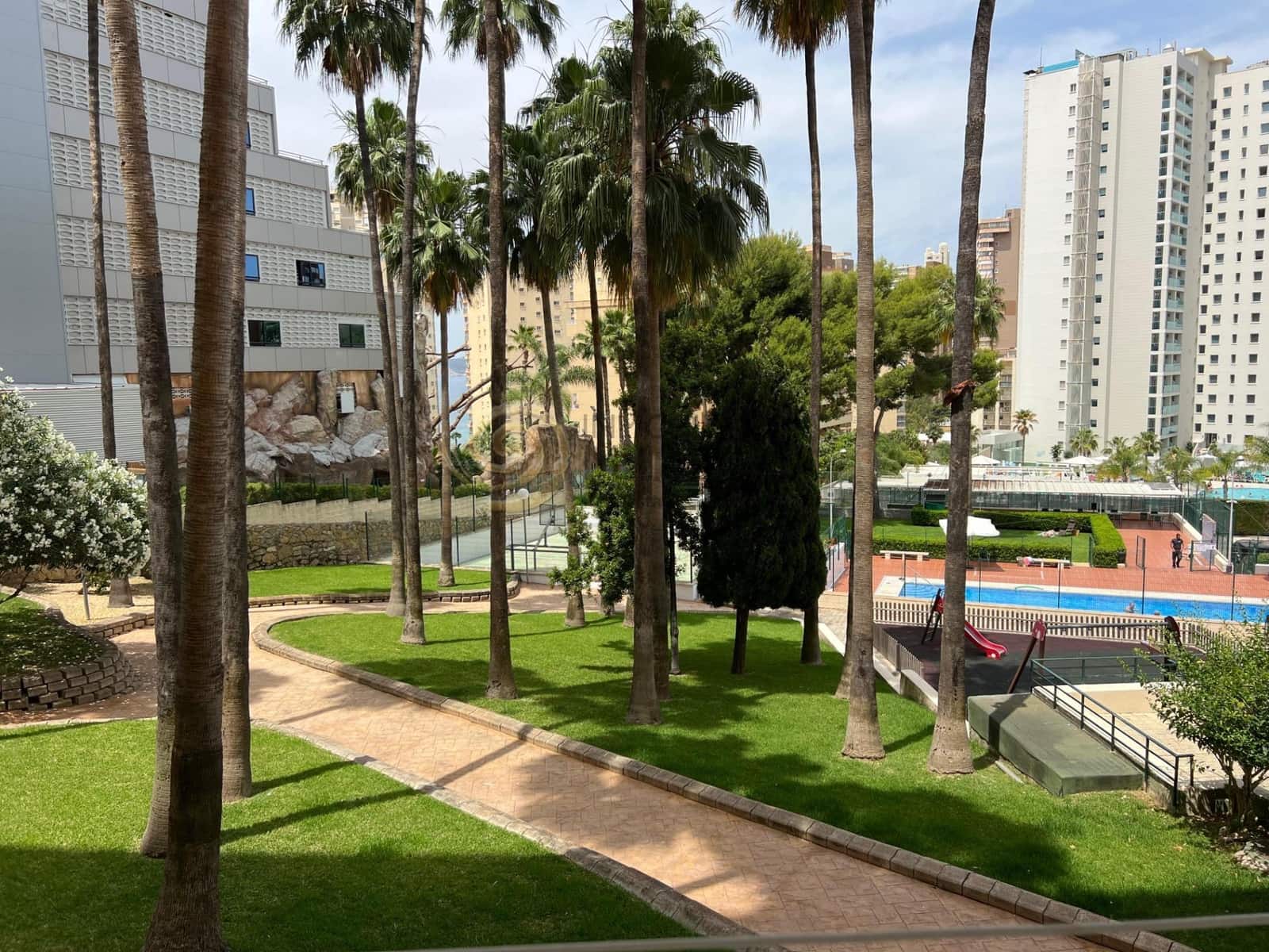 Studio til salg i Benidorm med swimmingpool - € 138.000 (Ref: 9048895)
