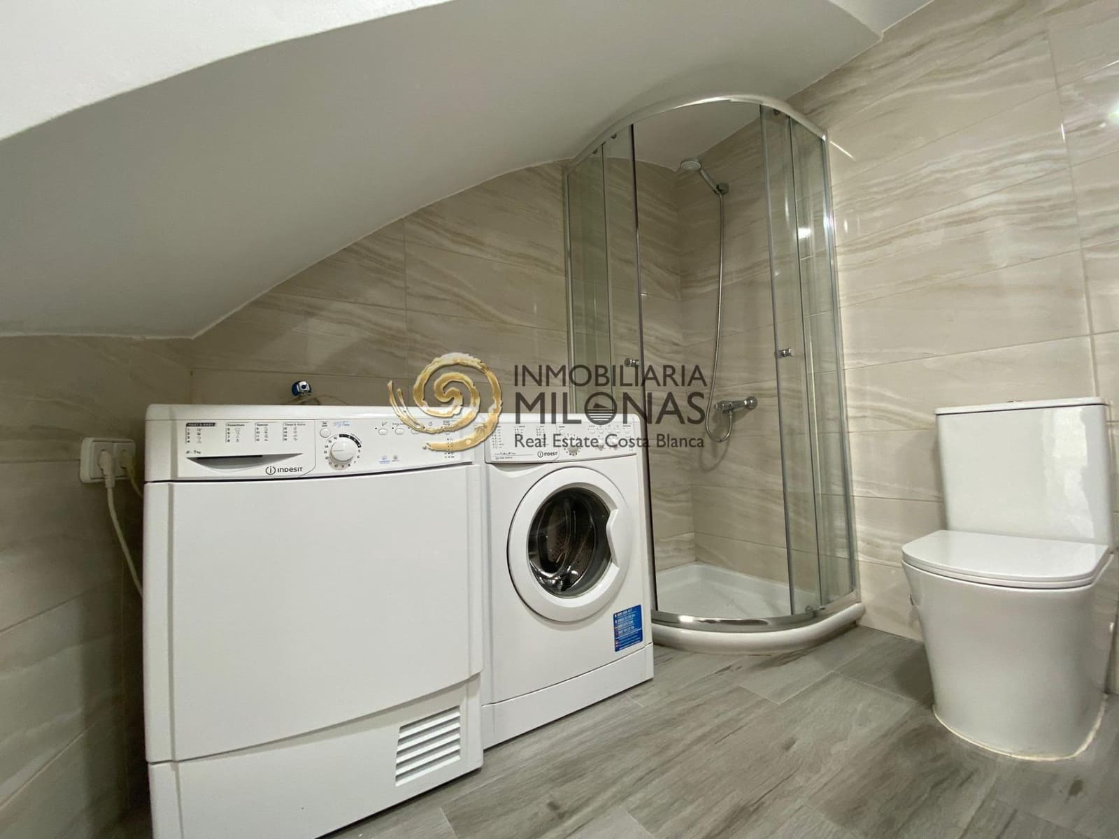 3 bedroom Townhouse for rent in Benidorm with garage - € 1,800 (Ref: 9062451)