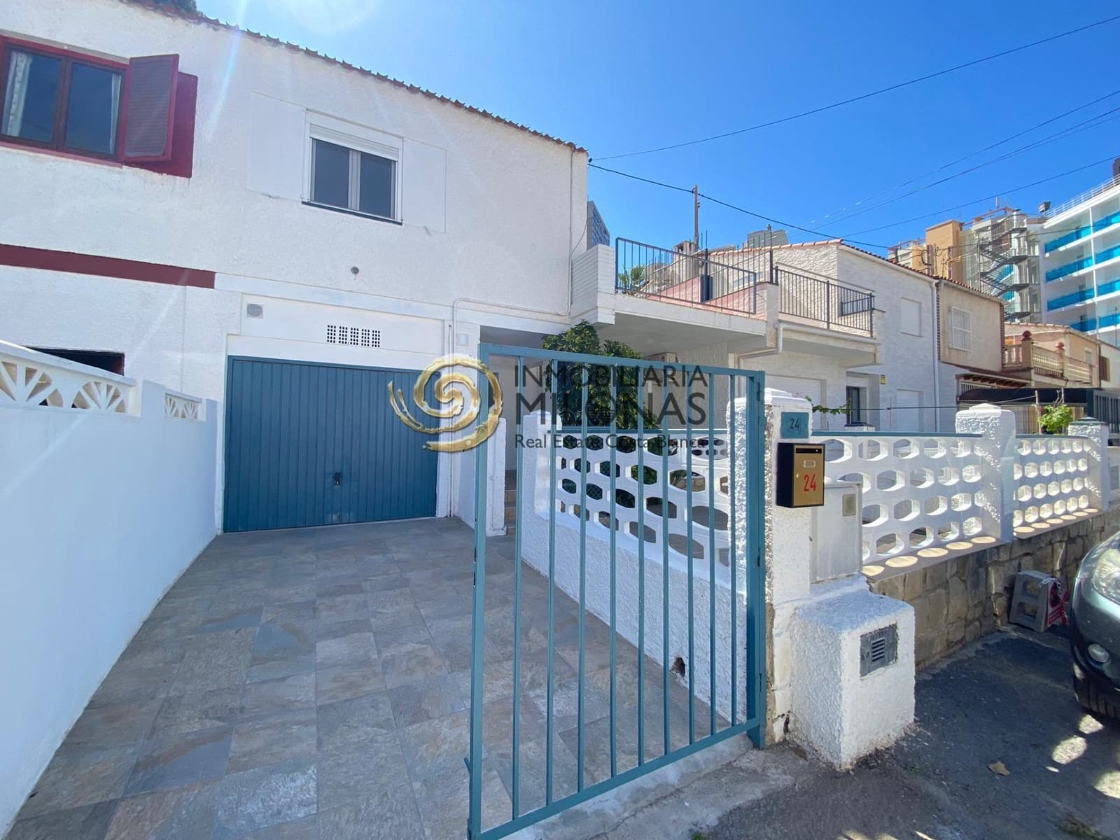 3 bedroom Townhouse for rent in Benidorm with garage - € 1,800 (Ref: 9062451)