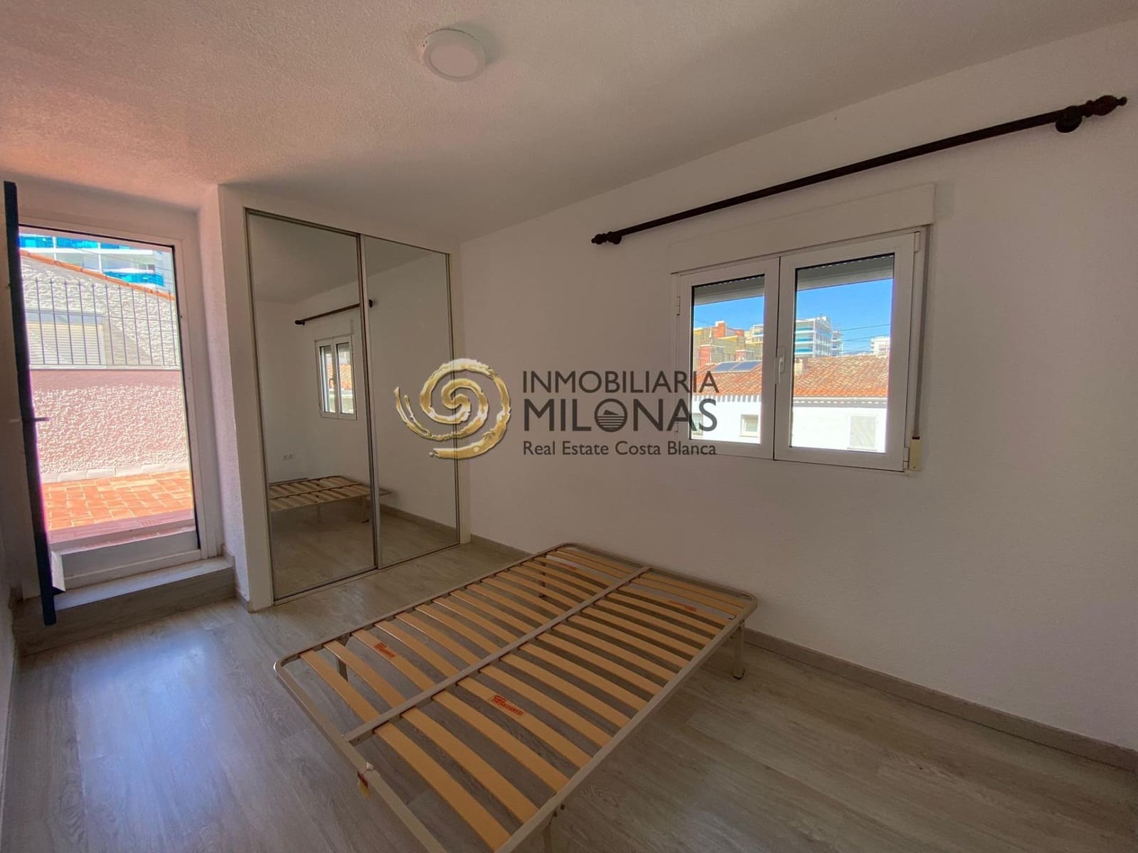 3 bedroom Townhouse for rent in Benidorm with garage - € 1,800 (Ref: 9062451)