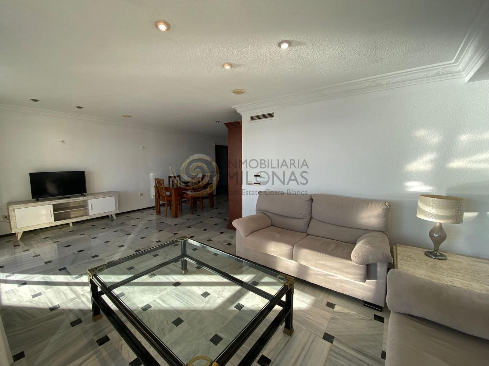 4 makuuhuone Asunto vuokrattavana paikassa Benidorm mukana uima-altaan - 2 000 € (Ref: 9308602)