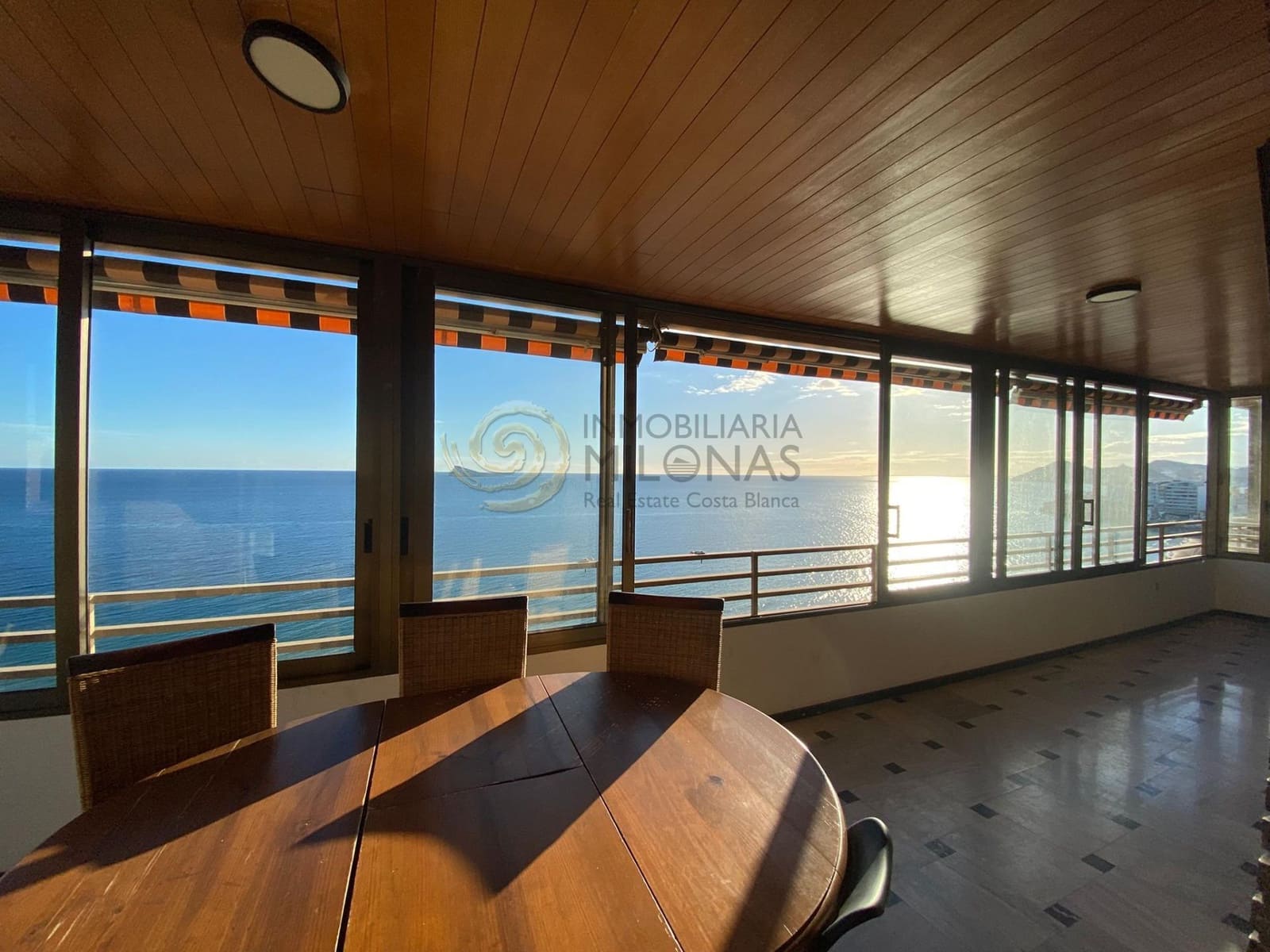 4 makuuhuone Asunto vuokrattavana paikassa Benidorm mukana uima-altaan - 2 000 € (Ref: 9308602)