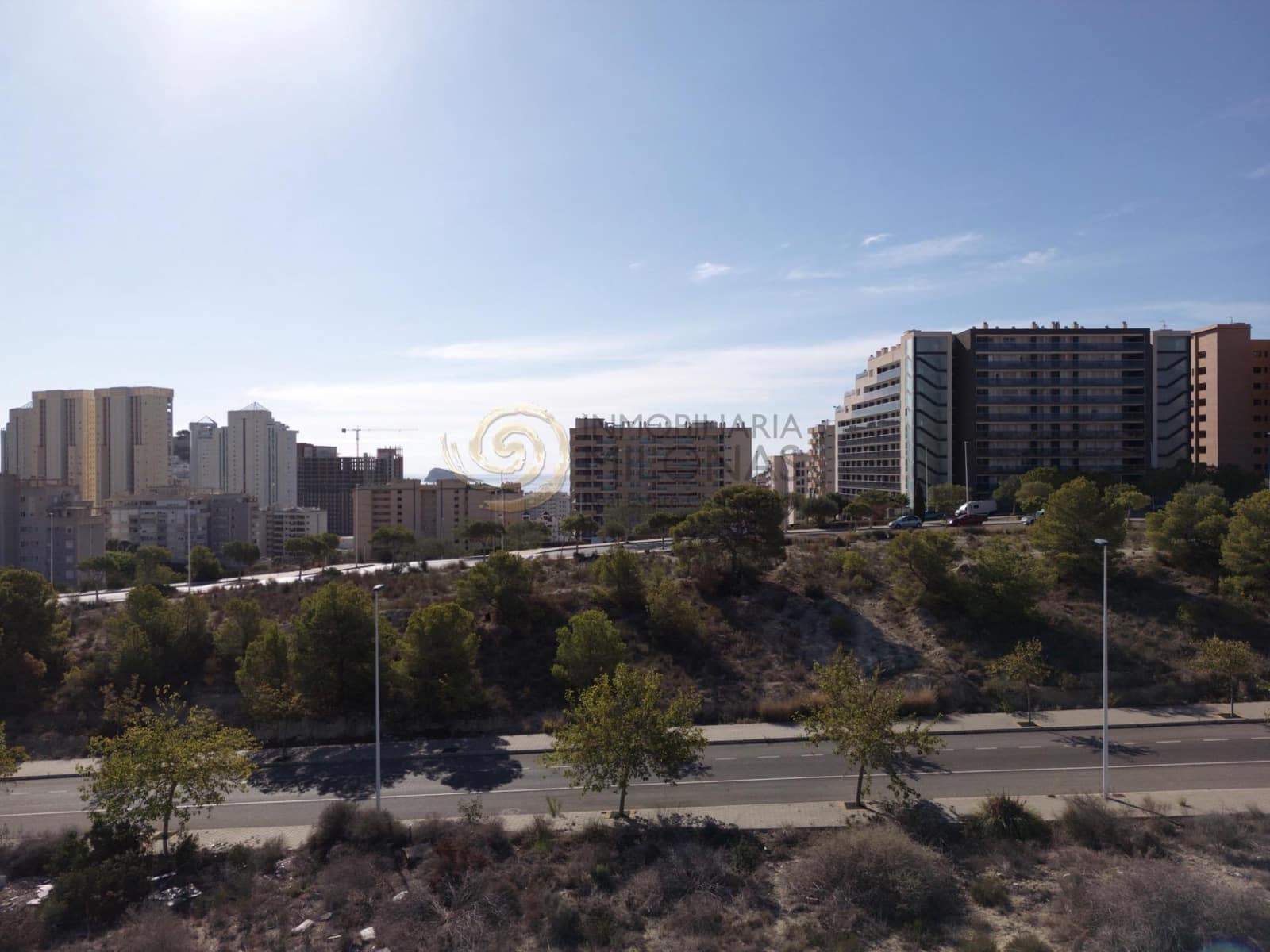 2 bedroom Apartment for sale in La Villajoyosa / Vila Joiosa with pool - € 349,000 (Ref: 9312960)