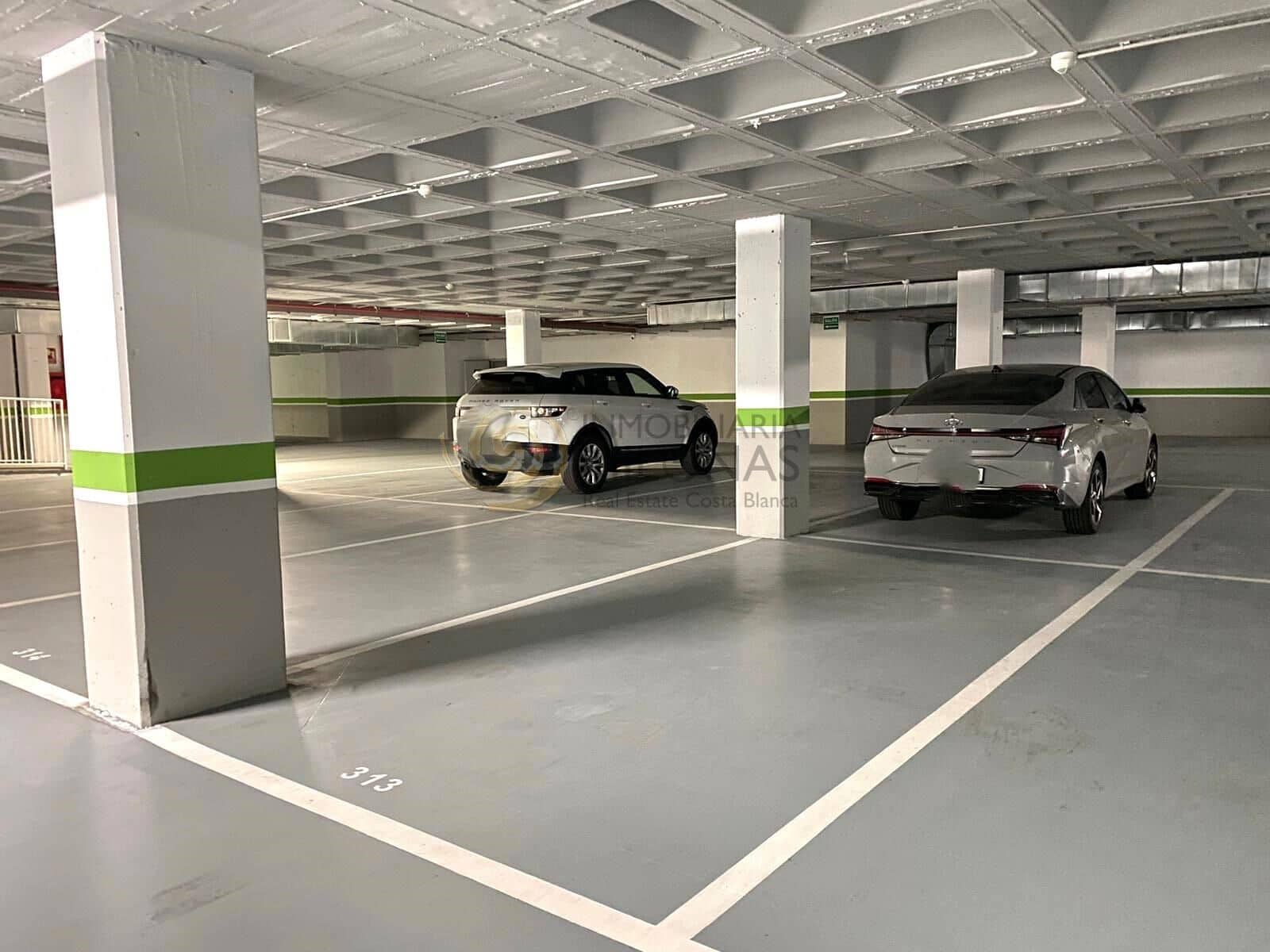 2 sypialnia Apartament na sprzedaż w Benidorm z basenem garażem - 435 000 € (Ref: 9338127)