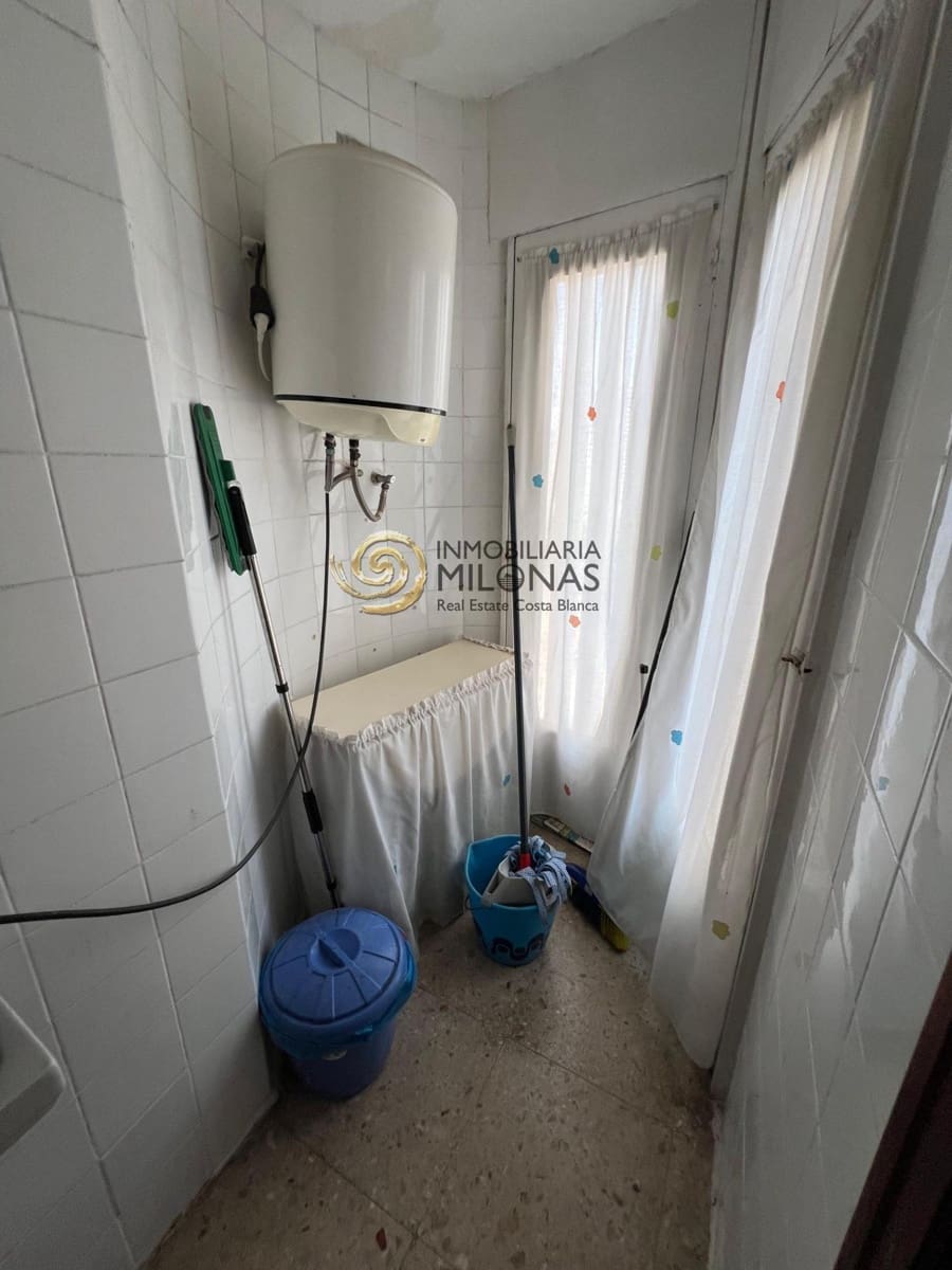 3 bedroom Flat for sale in Benidorm with pool - € 500,000 (Ref: 9341293)