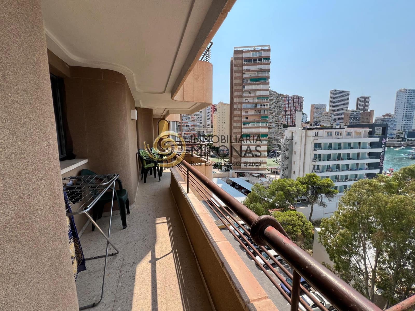 3 bedroom Flat for sale in Benidorm with pool - € 500,000 (Ref: 9341293)