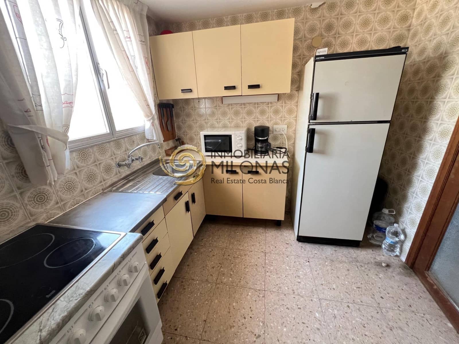 3 bedroom Flat for sale in Benidorm with pool - € 500,000 (Ref: 9341293)