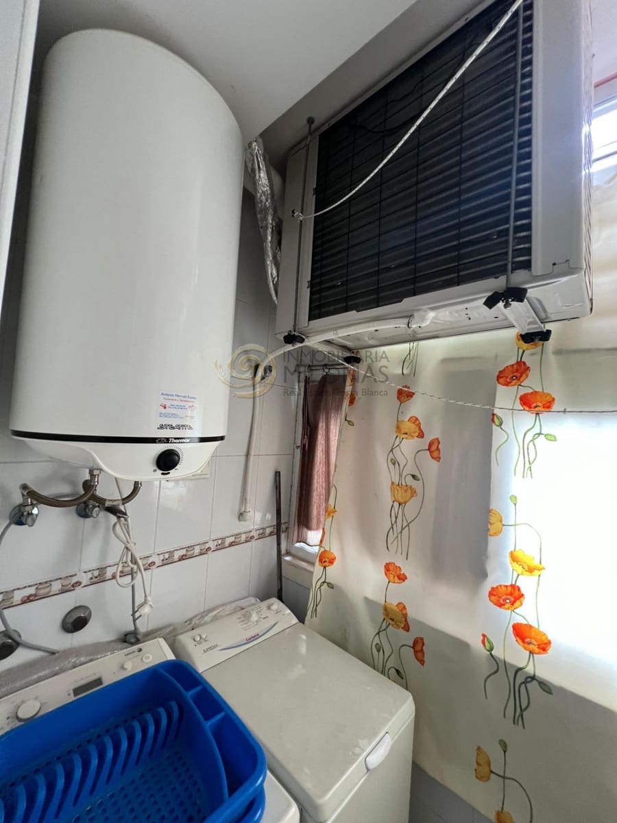 1 makuuhuone Asunto myytävänä paikassa Benidorm mukana uima-altaan 
autotalli - 229 900 € (Ref: 9341294)