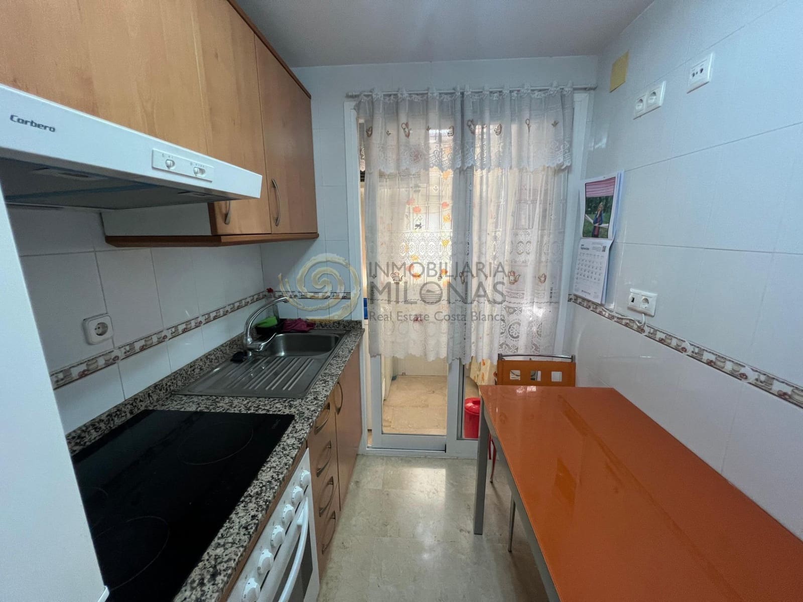 1 makuuhuone Asunto myytävänä paikassa Benidorm mukana uima-altaan 
autotalli - 229 900 € (Ref: 9341294)