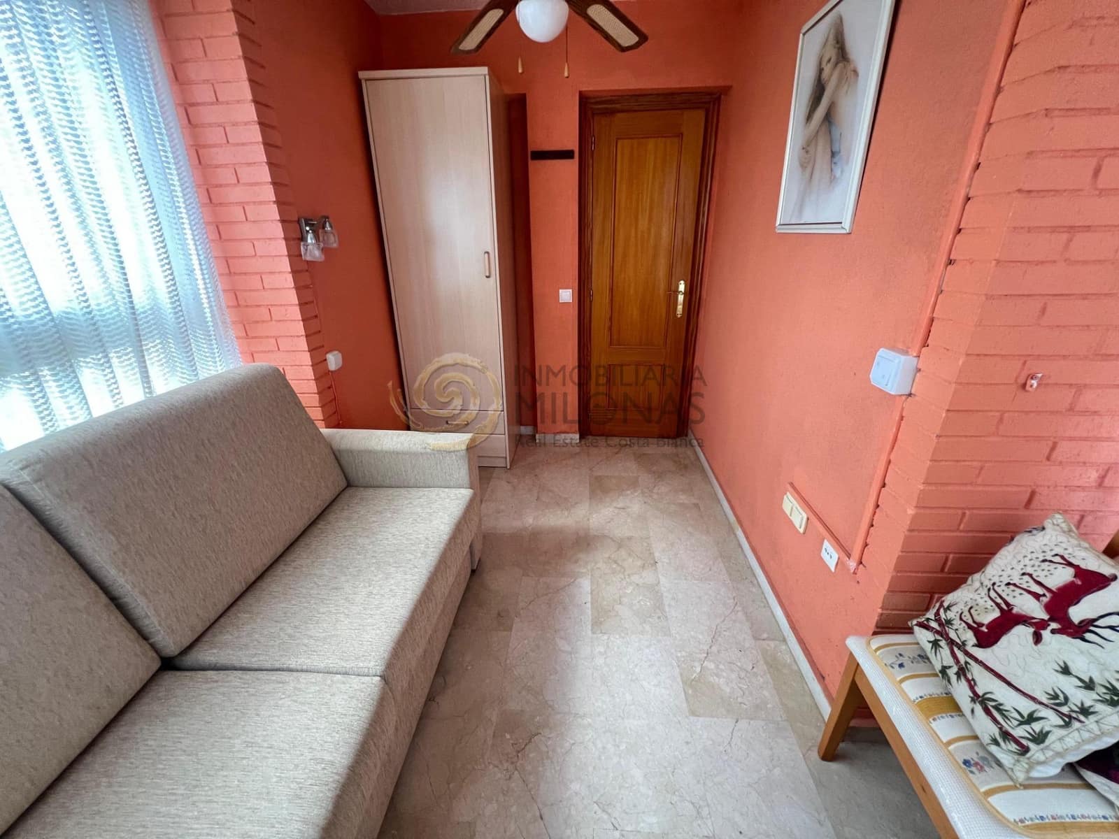 1 makuuhuone Asunto myytävänä paikassa Benidorm mukana uima-altaan 
autotalli - 229 900 € (Ref: 9341294)