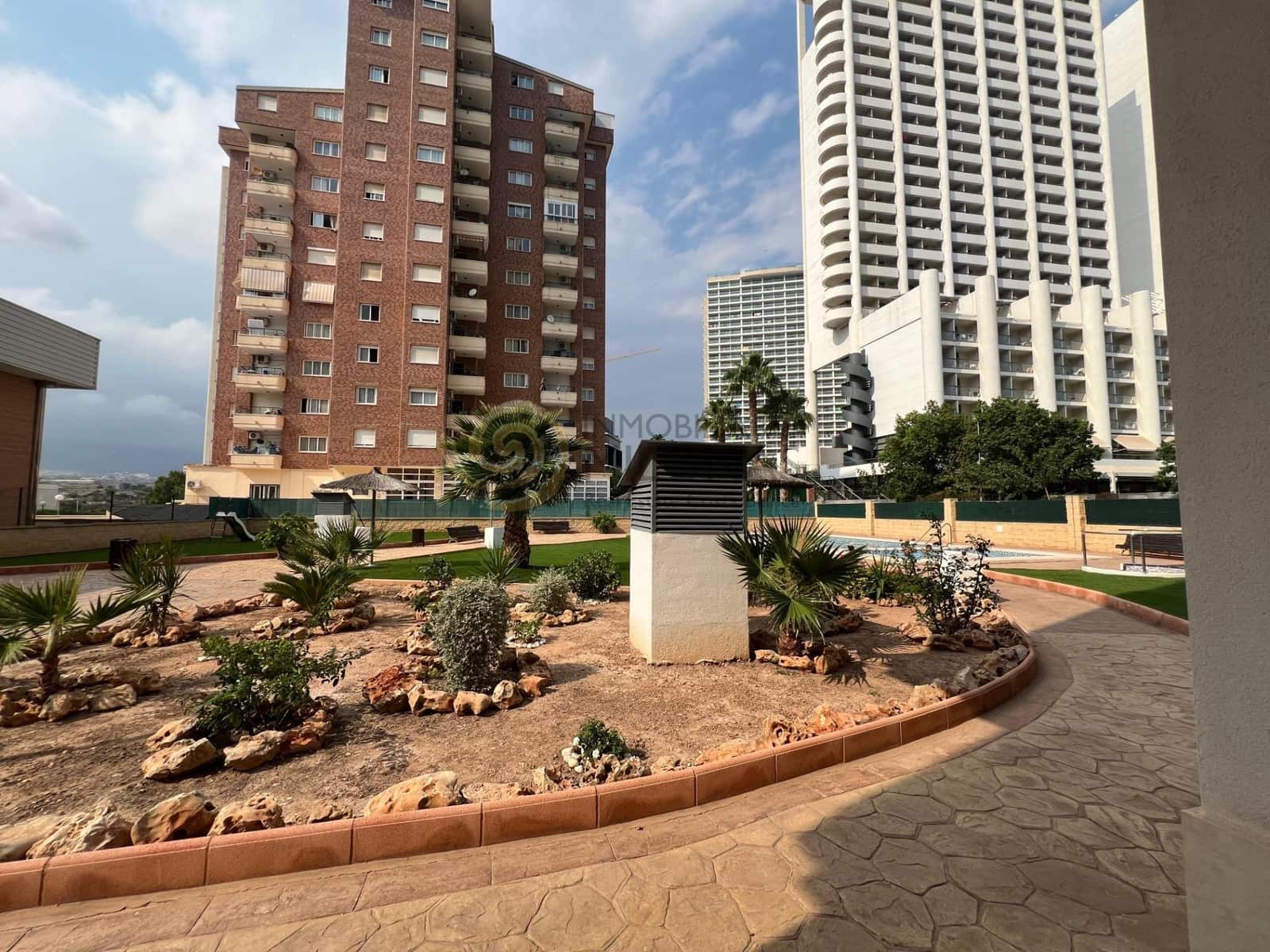 1 makuuhuone Asunto myytävänä paikassa Benidorm mukana uima-altaan 
autotalli - 229 900 € (Ref: 9341294)