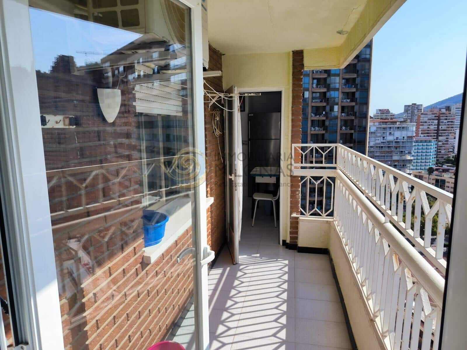 3 sypialnia Mieszkanie na sprzedaż w Benidorm z basenem - 689 500 € (Ref: 9341295)