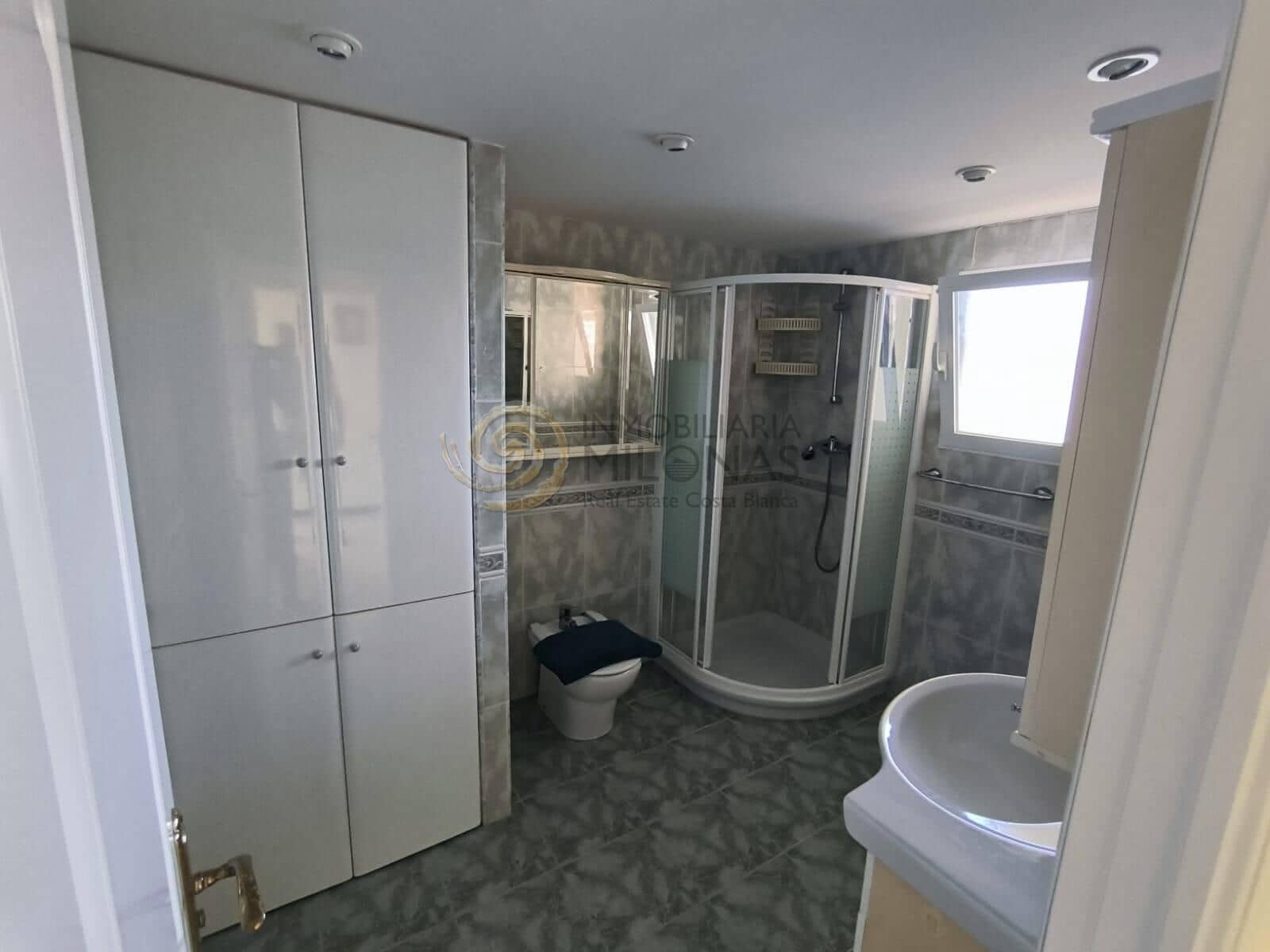 3 sypialnia Mieszkanie na sprzedaż w Benidorm z basenem - 689 500 € (Ref: 9341295)