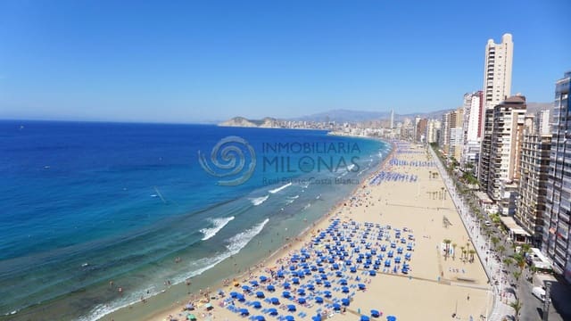 3 sypialnia Mieszkanie na sprzedaż w Benidorm z basenem - 689 500 € (Ref: 9341295)