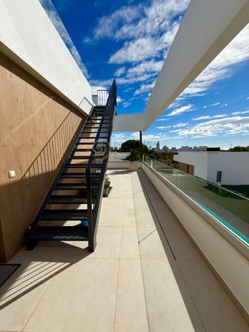 Chalet de 3 habitaciones en Finestrat en venta con piscina garaje - 799.000 € (Ref: 9341297)