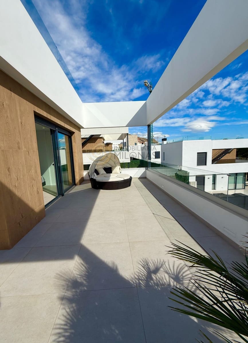 3 bedroom Villa for sale in Finestrat with pool garage - € 799,000 (Ref: 9341297)