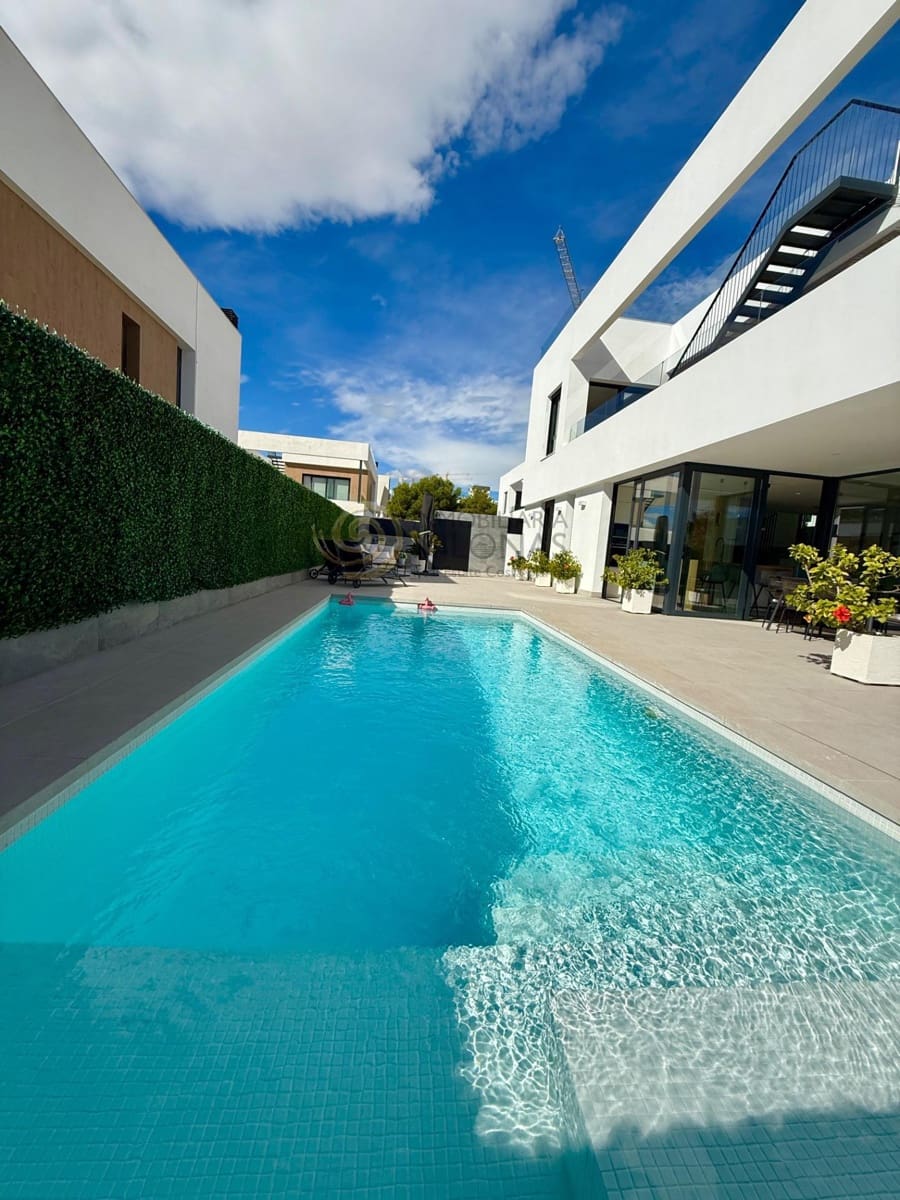 3 bedroom Villa for sale in Finestrat with pool garage - € 799,000 (Ref: 9341297)