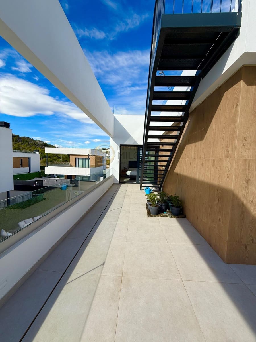 3 bedroom Villa for sale in Finestrat with pool garage - € 799,000 (Ref: 9341297)