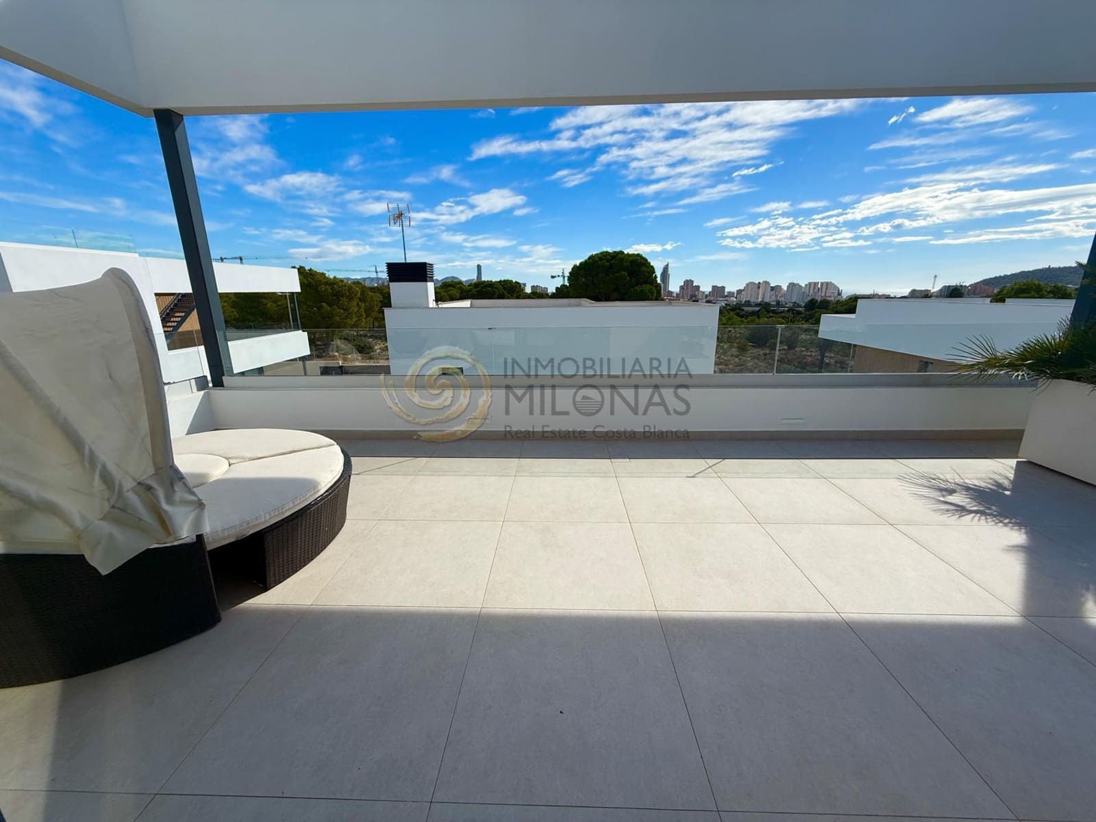 3 bedroom Villa for sale in Finestrat with pool garage - € 799,000 (Ref: 9341297)