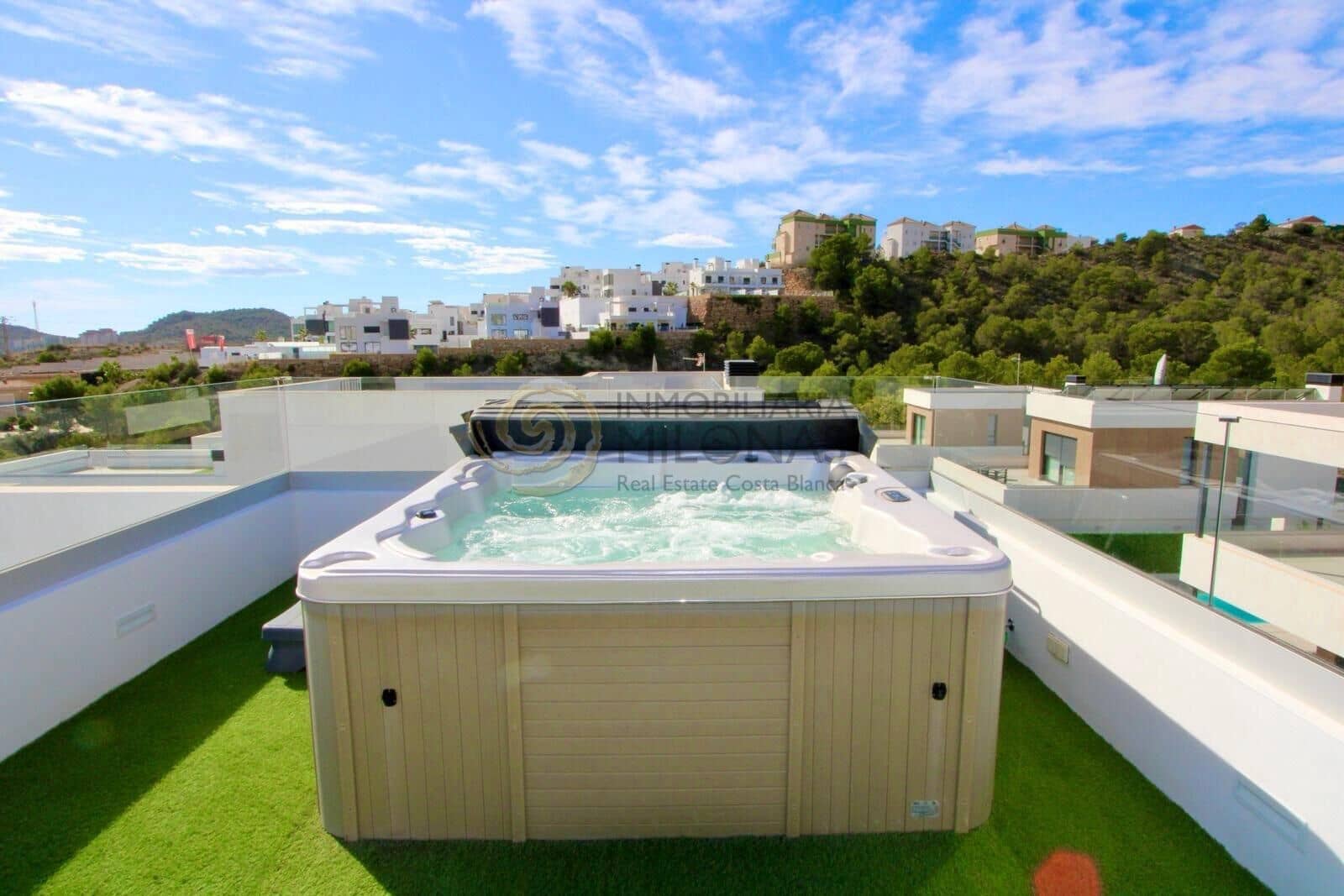 3 bedroom Villa for sale in Finestrat with pool garage - € 799,000 (Ref: 9341297)