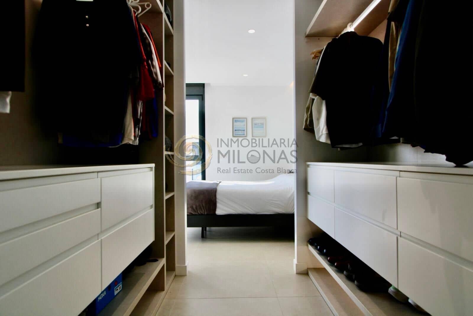 3 bedroom Villa for sale in Finestrat with pool garage - € 799,000 (Ref: 9341297)