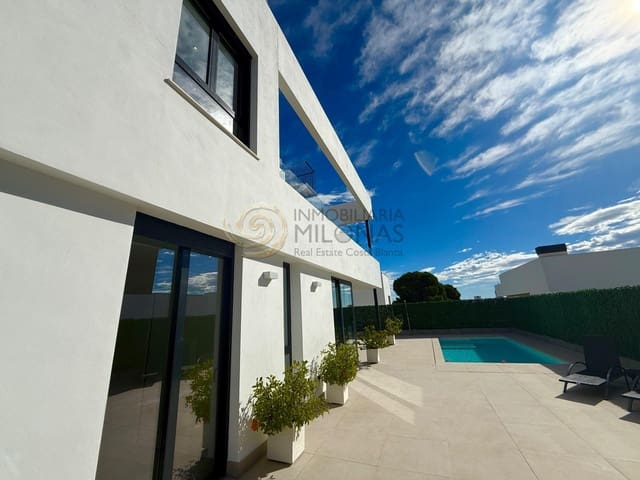 Chalet de 3 habitaciones en Finestrat en venta con piscina garaje - 799.000 € (Ref: 9341297)