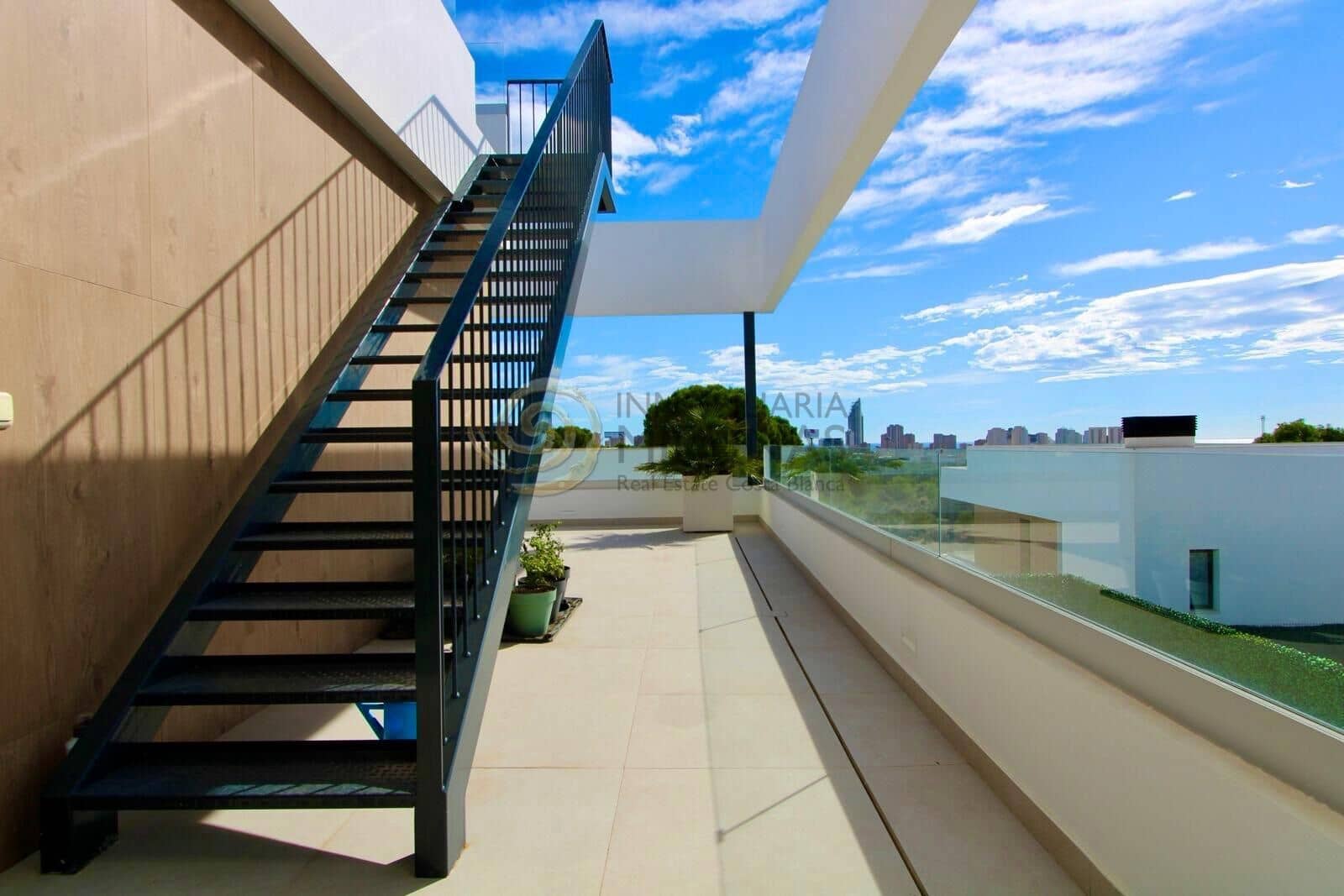 3 bedroom Villa for sale in Finestrat with pool garage - € 799,000 (Ref: 9341297)