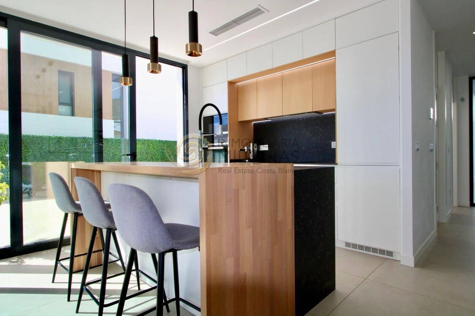 3 bedroom Villa for sale in Finestrat with pool garage - € 799,000 (Ref: 9341297)