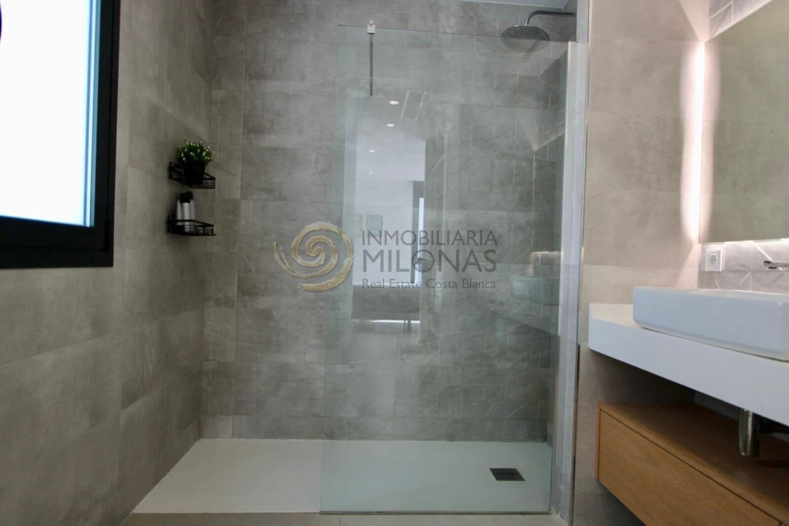 3 bedroom Villa for sale in Finestrat with pool garage - € 799,000 (Ref: 9341297)