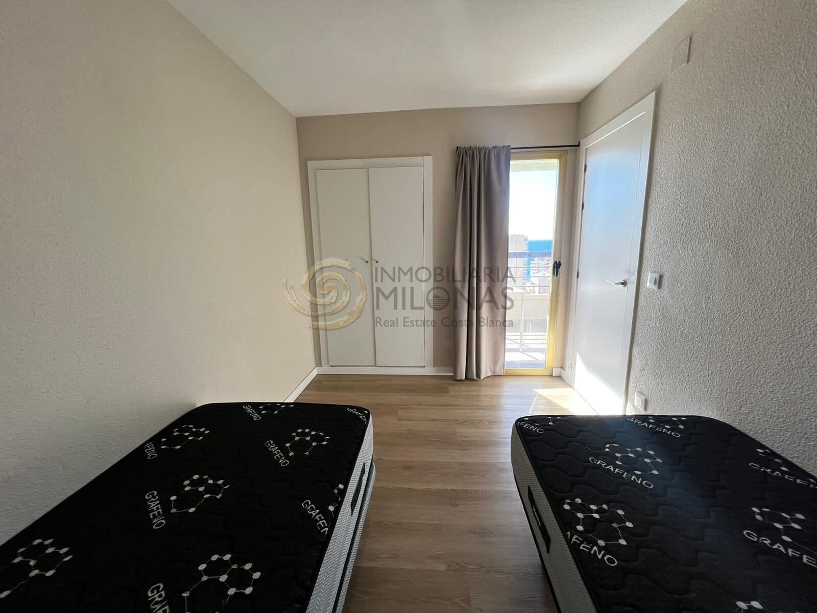 1 quarto Apartamento para venda em Benidorm com piscina - 209 000 € (Ref: 9375405)