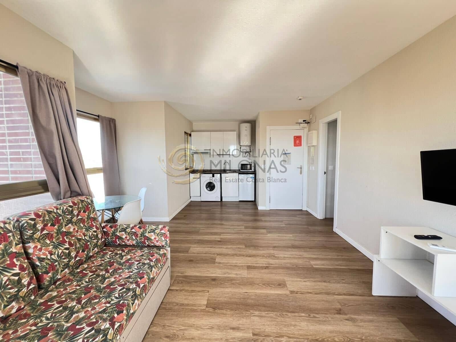 1 quarto Apartamento para venda em Benidorm com piscina - 209 000 € (Ref: 9375405)