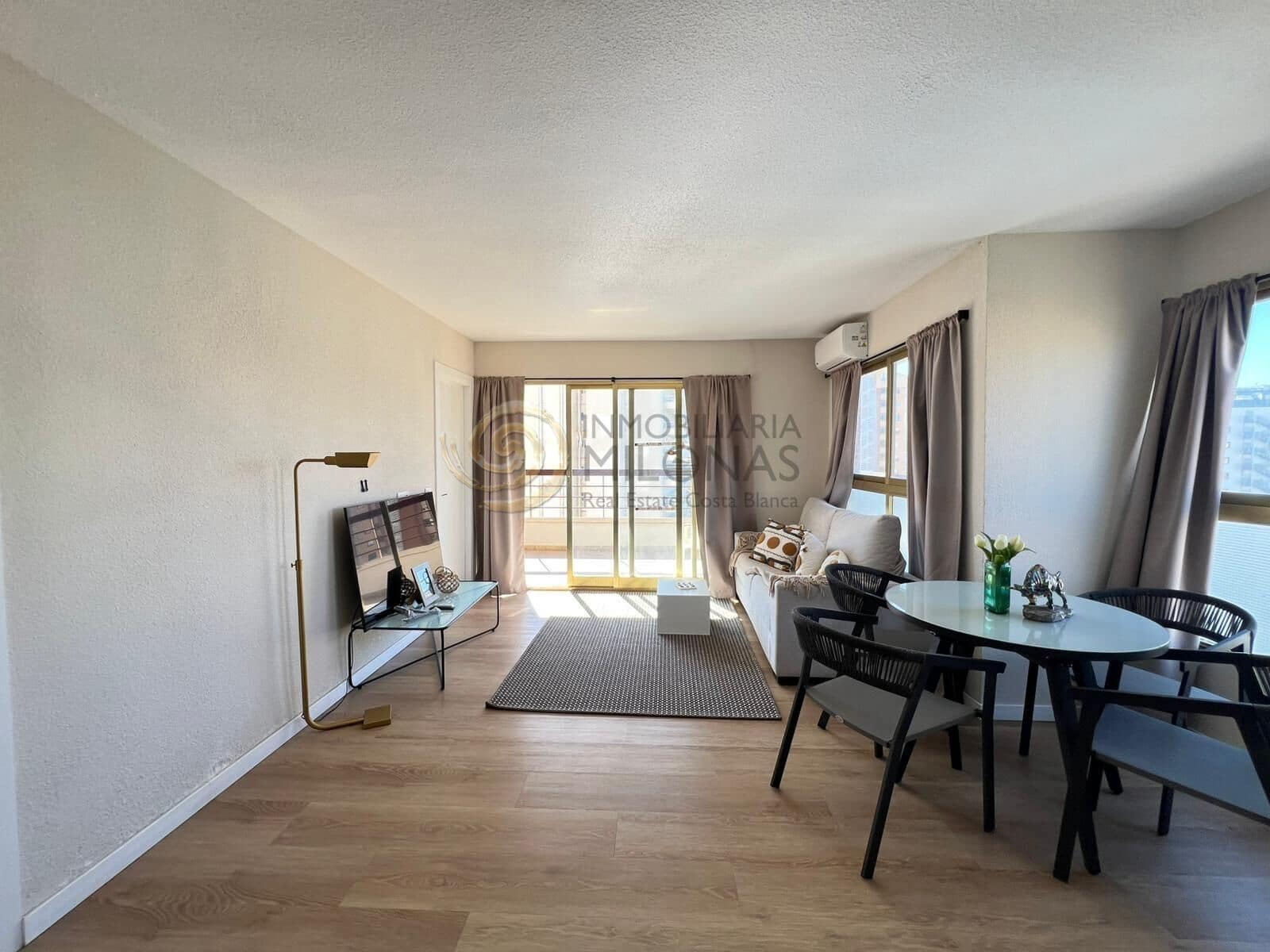 1 makuuhuone Huoneisto myytävänä paikassa Benidorm mukana uima-altaan - 195 000 € (Ref: 9375406)